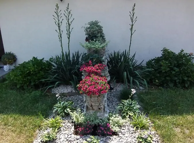 Dom Nad Jeziorem Suszewskim, Swietne. Holiday home